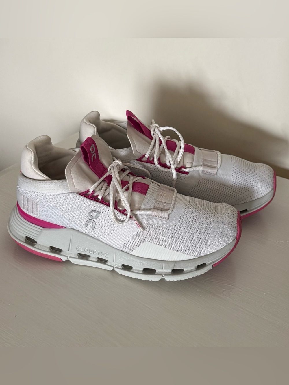 On Running Women's cloudnova - barbie - limited edition